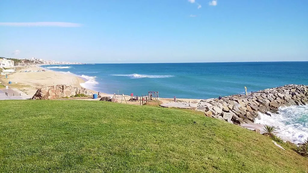 Claire Seaview & Beach-Apartment مونغات شقة
